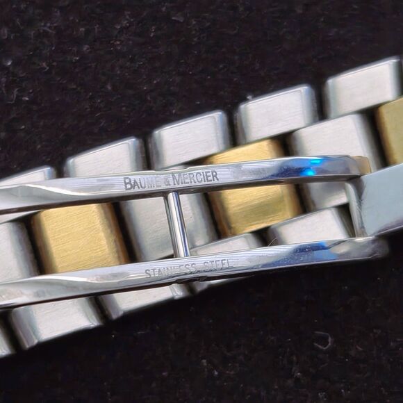 $5,800 Baume & Mercier Riviera 18K Yellow Gold Steel Diamond MOP Ladies Watch main image 13